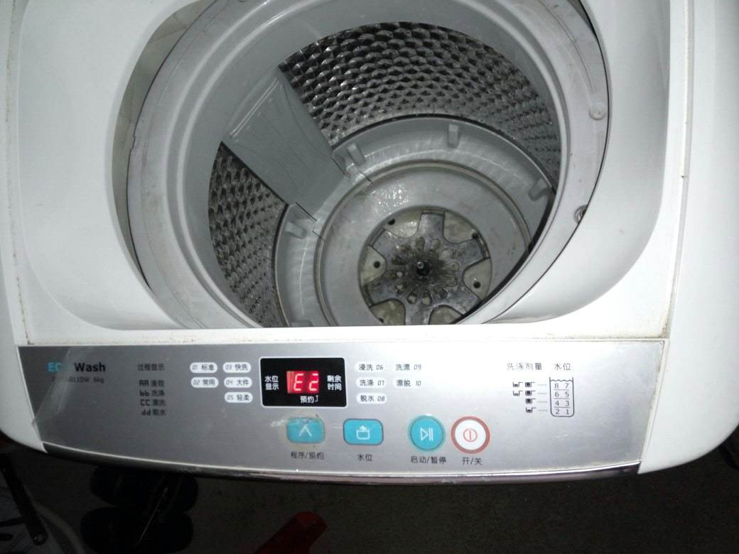 洗衣机显示e2如何修理?一招就解决
