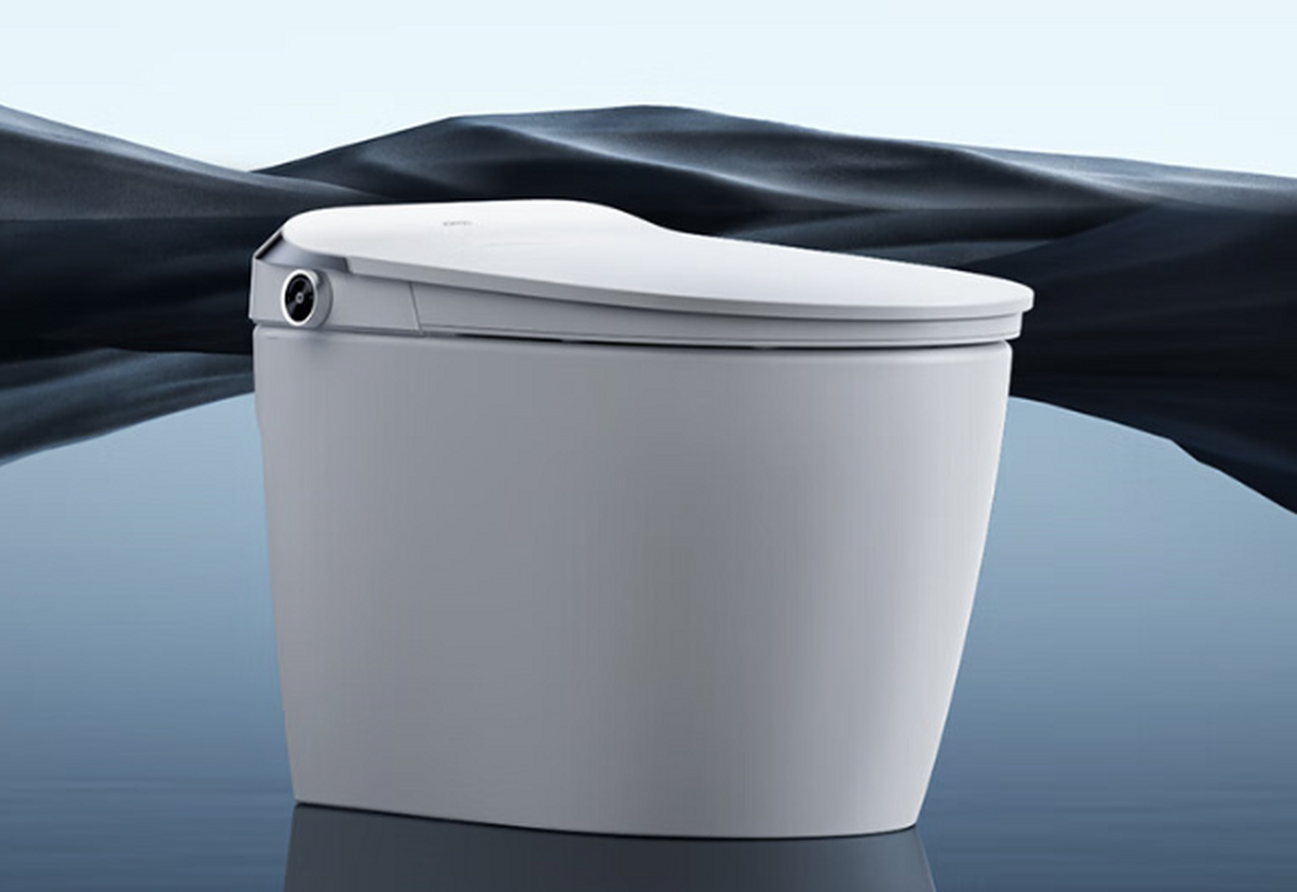 九牧智能马桶是一款非常实用的产品,它不仅有智能冲水,自动除臭,何侣