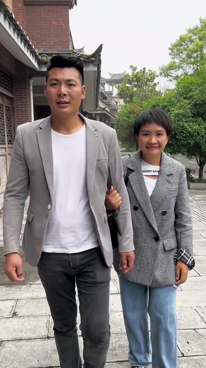 既然选择了那就接受吧后妈也是妈