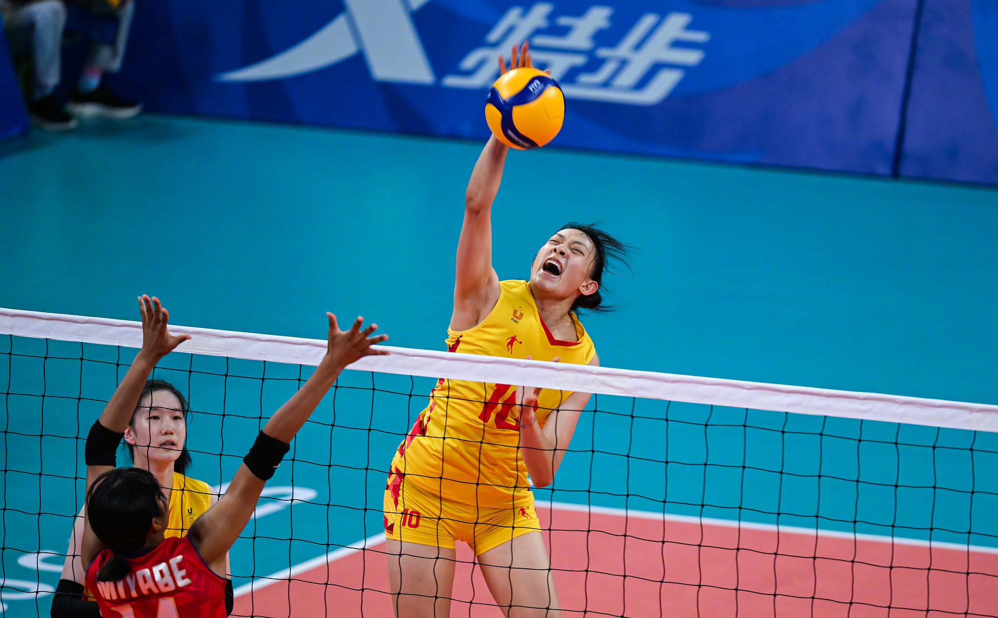 女排二队4边攻一传弱!未达入选一队标准,王文涵许嘉楠年龄尴尬