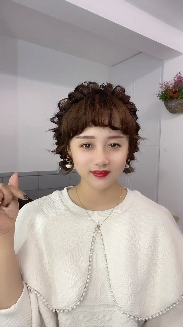 短发好看的丝巾编发老公都学会了