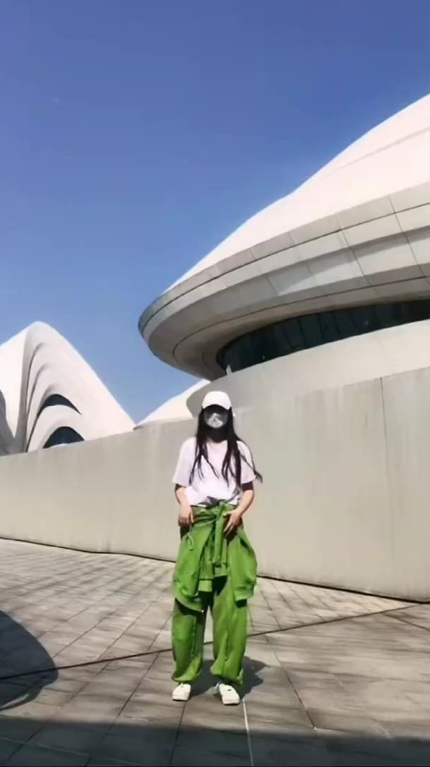 插兜舞简单好学舞蹈