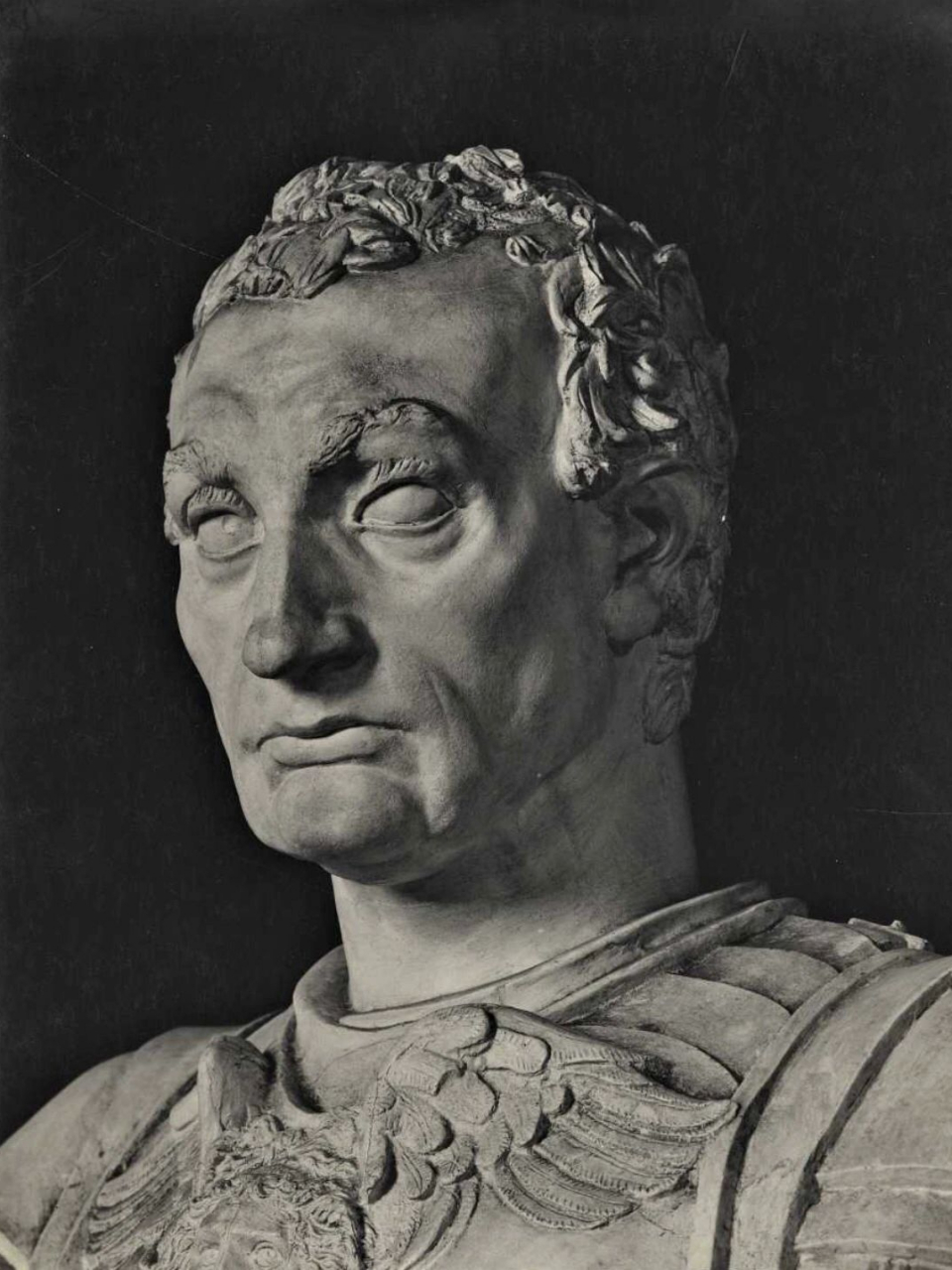 雕塑临摹--多纳泰罗《塔头》 塔头是文艺复兴时期多纳泰罗的作品,原作