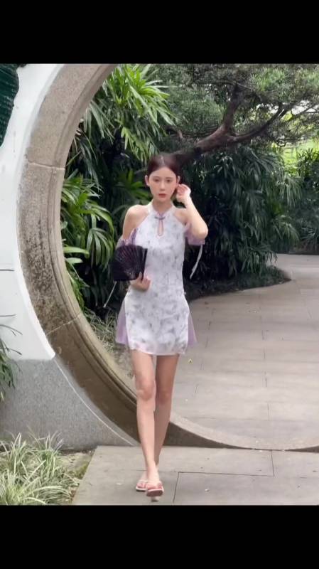 穿上旗袍的那一刻,仿佛自己就是江南婉约的女子