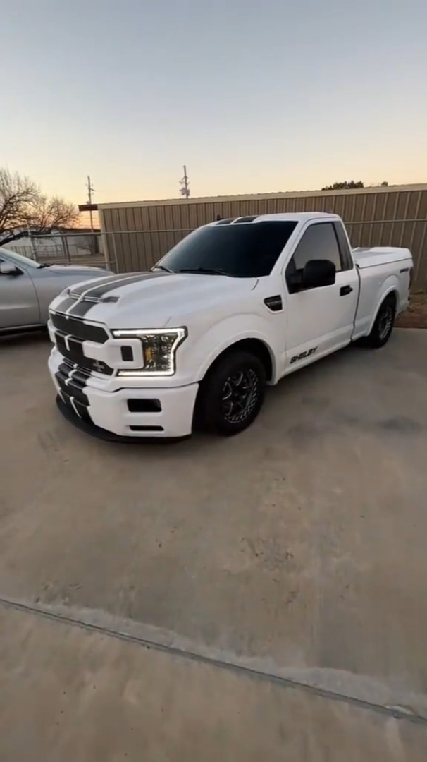 这不是一台普通的皮卡!谢尔比f150 super snake 美式肌肉车