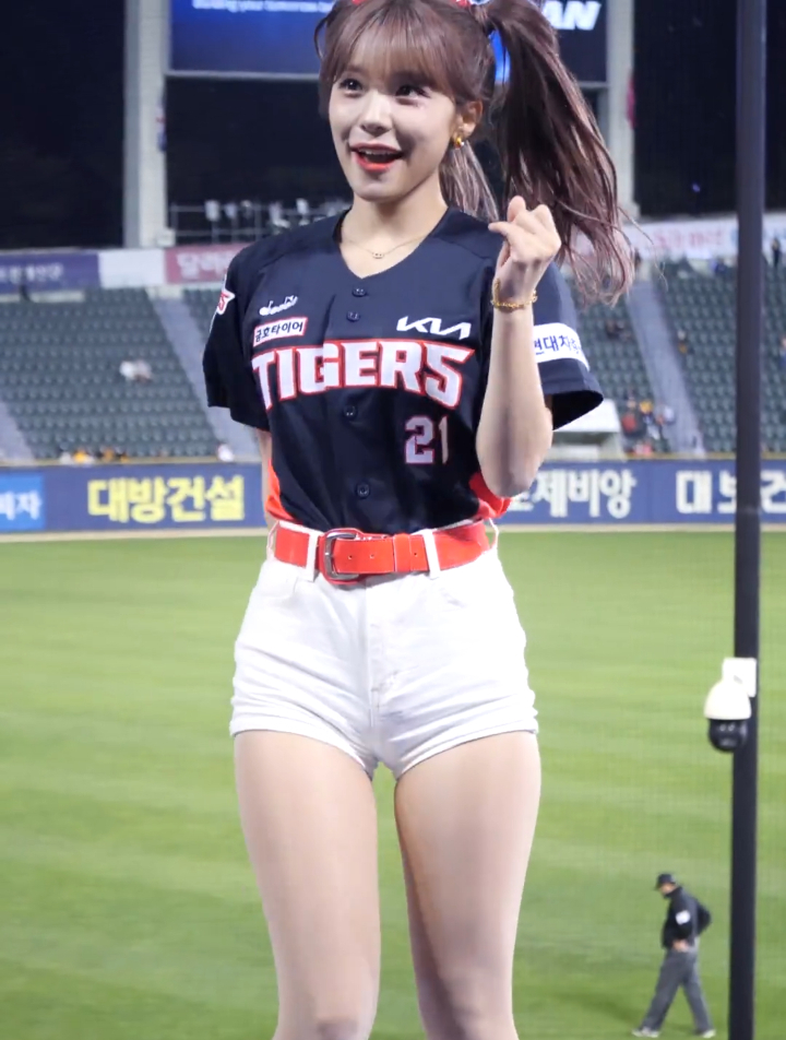 韩国啦啦队李多惠「4k」sneakers-度小视