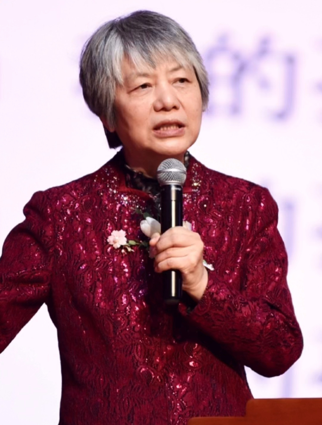 李玫瑾教授谈育儿:现在社会上得渣男基本上都是小时候宠出来的-度小视