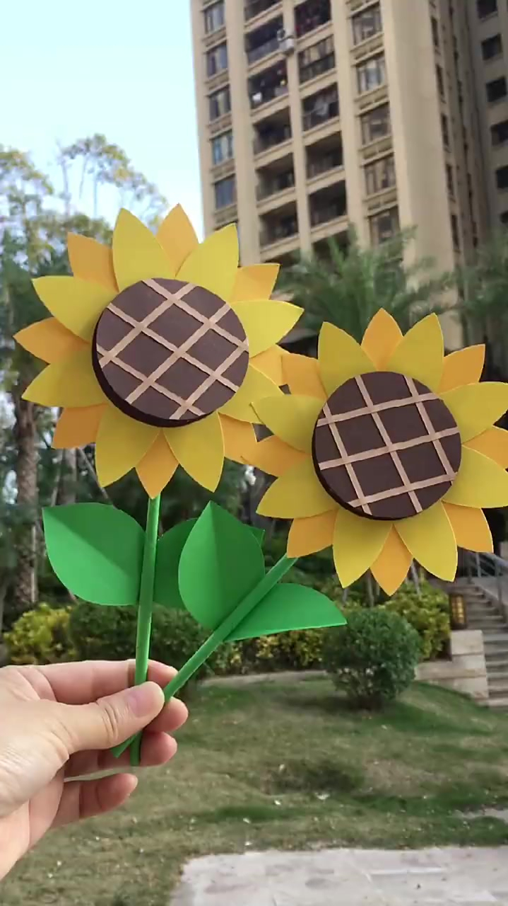 用卡纸做几支阳光向日葵我的手工日常
