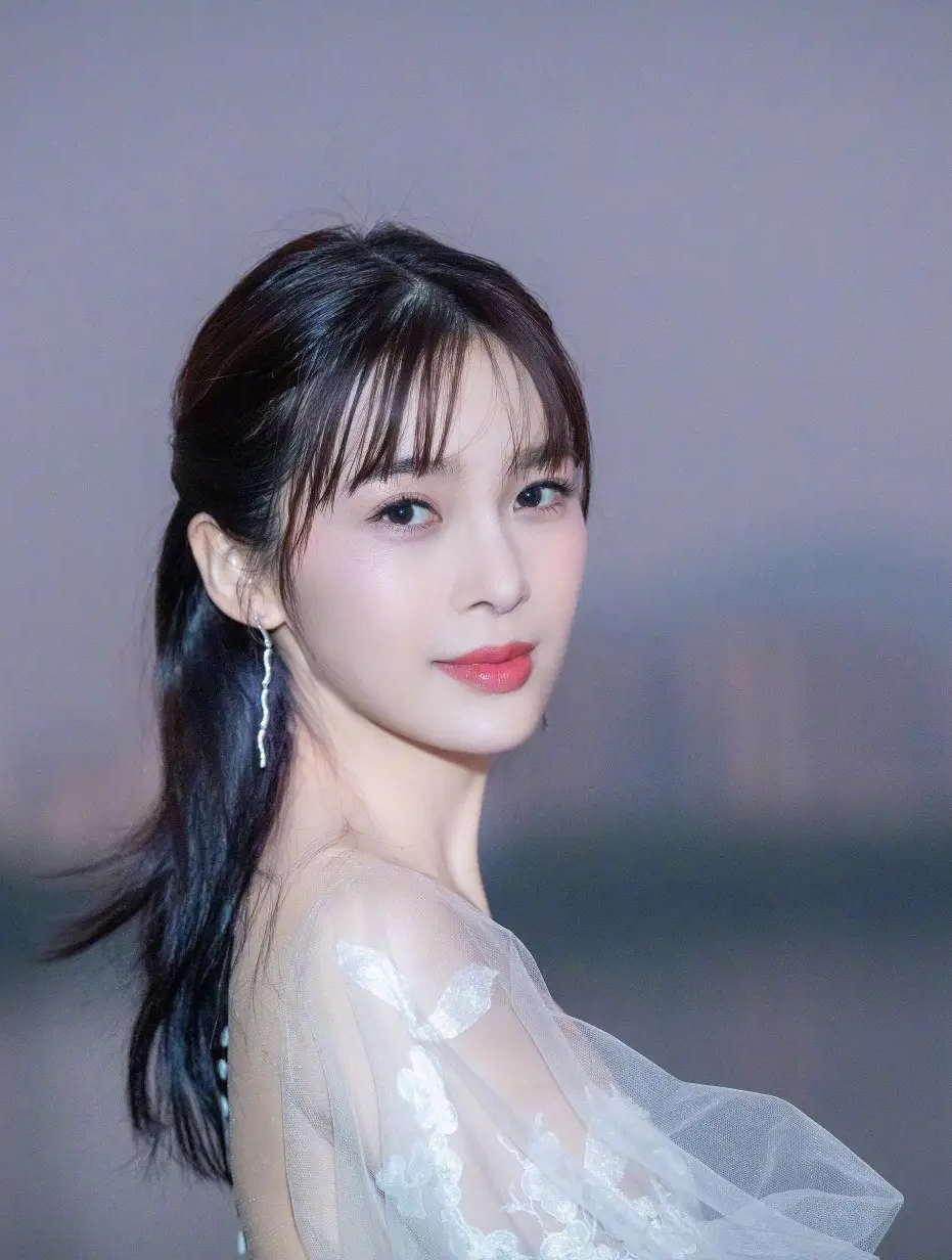 "作天作地"赵樱子从人人夸到人人嫌,主动攀扯窦骁被无视(中)