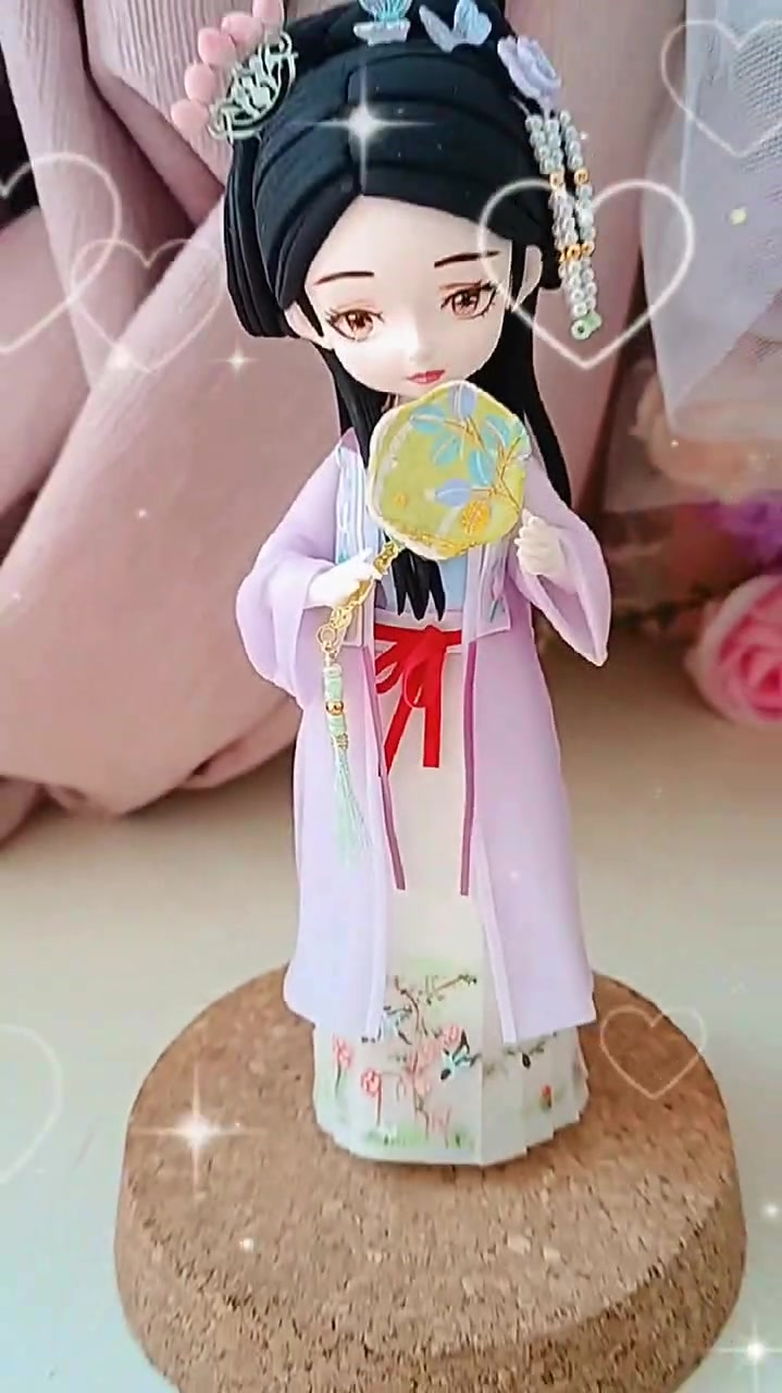 用粘土捏汉服小姐姐