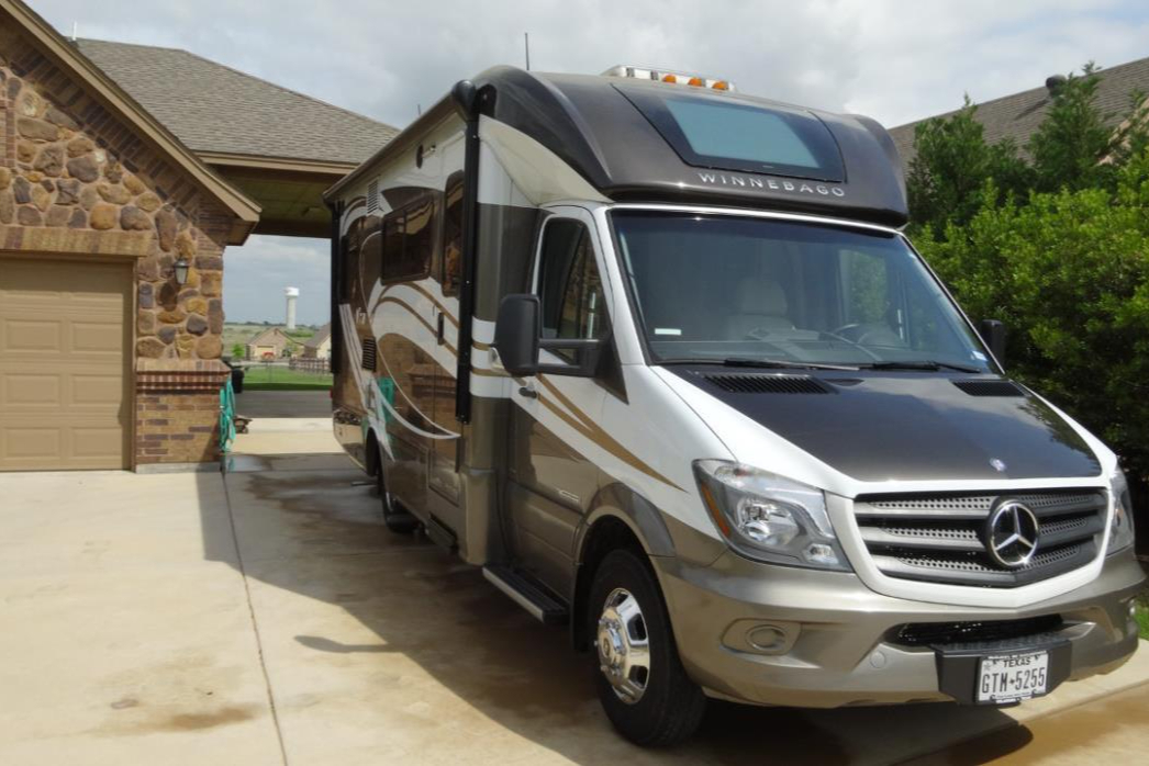 房车旅行,像飞屋环游记一般,房车推荐