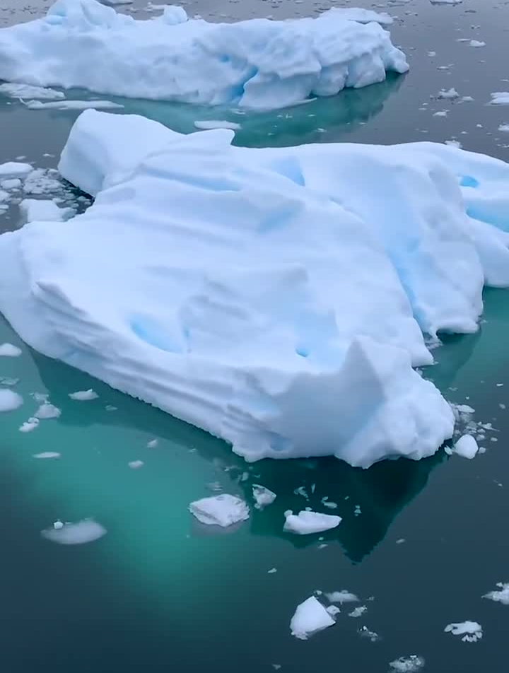 满目疮痍的南极企鹅王国气候变化南极冰雪世界南极