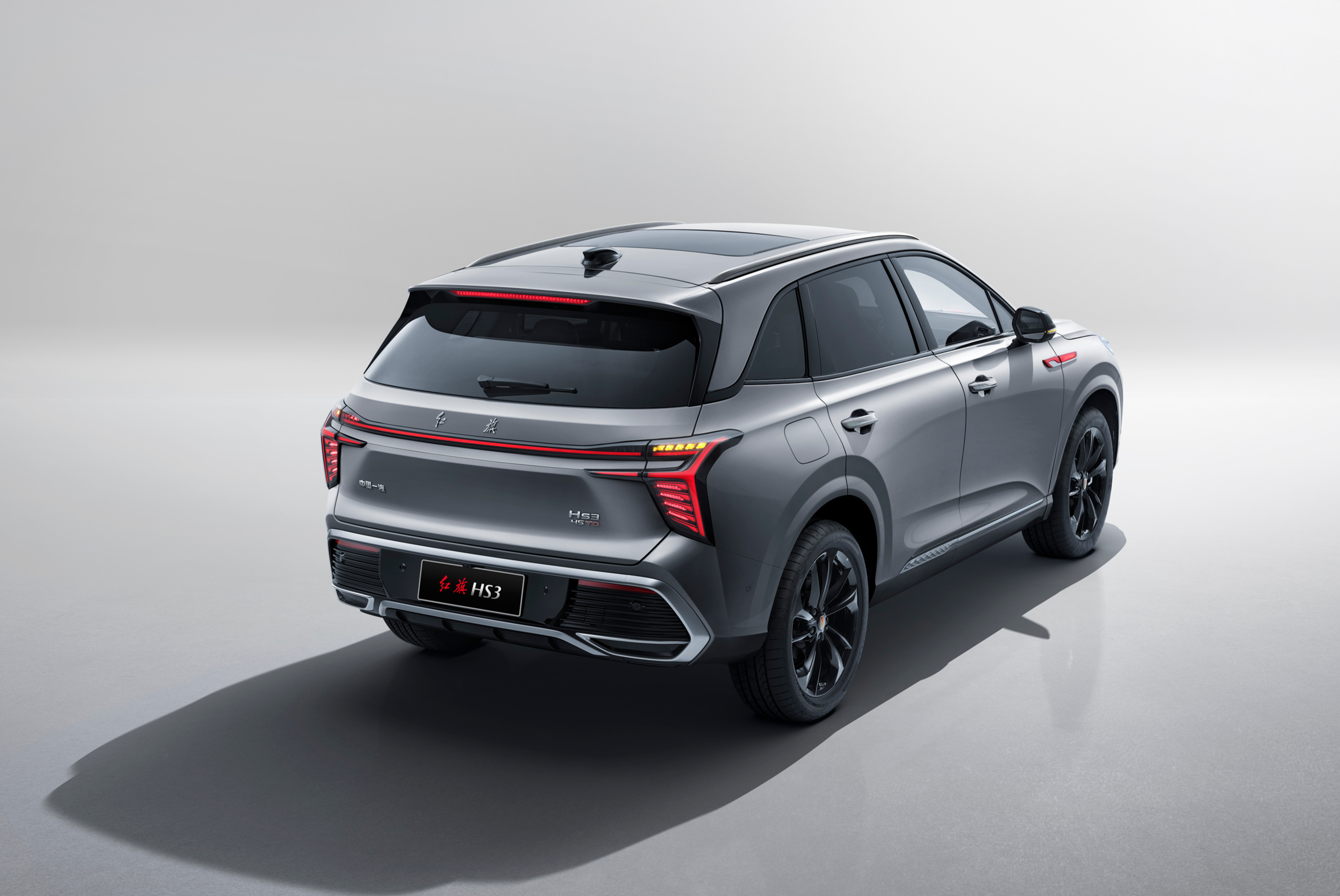 全新红旗hs3开启预售,零百加速仅7.2秒,奢华传承再创辉煌