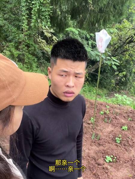 2022-10-110张硕爱音乐0粉丝  关注真实测试一下硬度大物鱼竿,钓水库