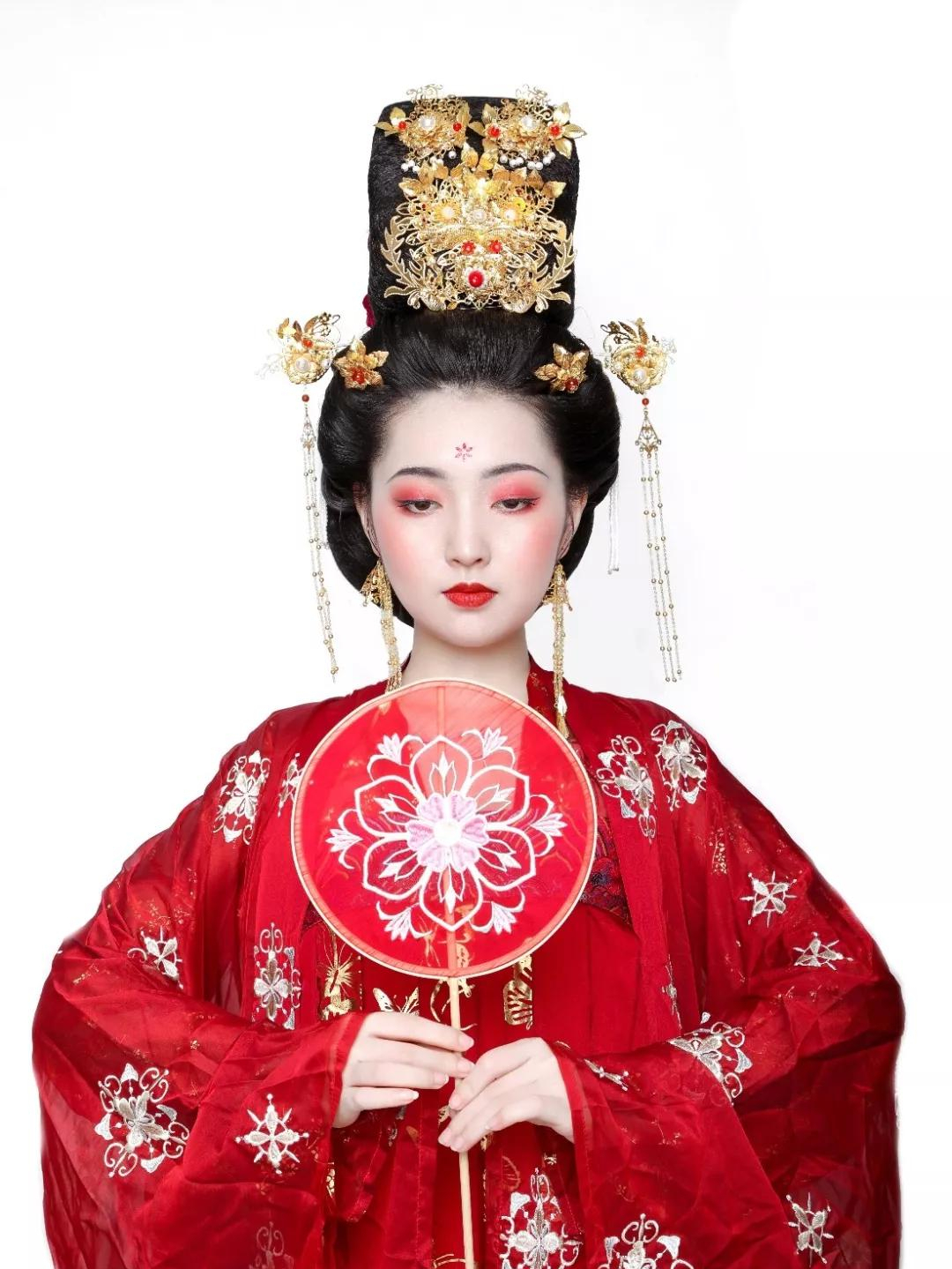 唐朝女子真实的妆容,是什么样子呢?