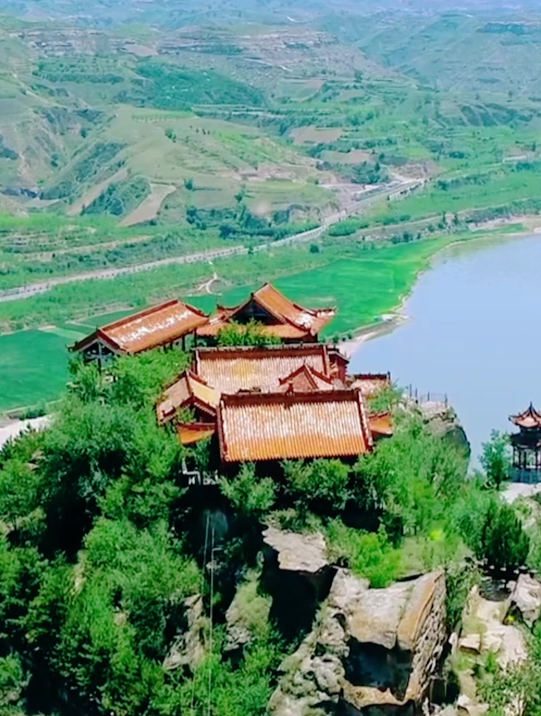 打卡神木天台山,领略"一山览秦晋,二水锁烟霞"的景象~-度小视