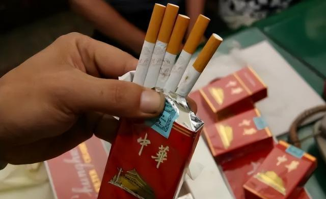 国内70一包的软中华香烟,国外卖多少钱?拿下外国市场指日可待?