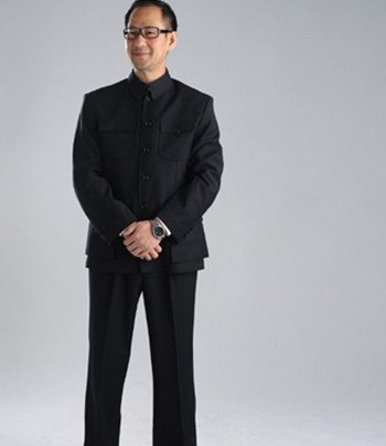 中山装配什么鞋子好呢