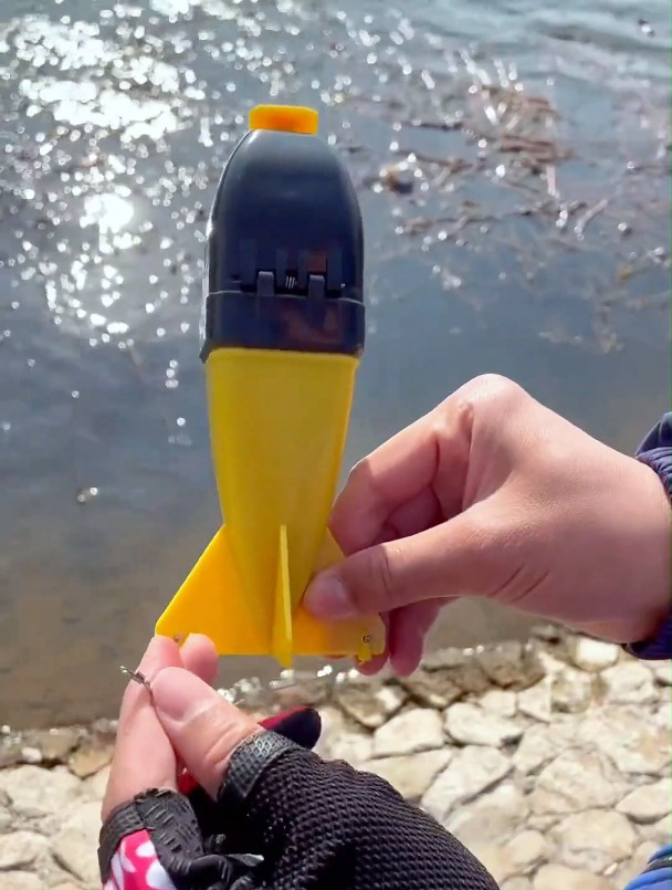 自动触底打窝器,精准打窝,钓鱼人必备-度小视