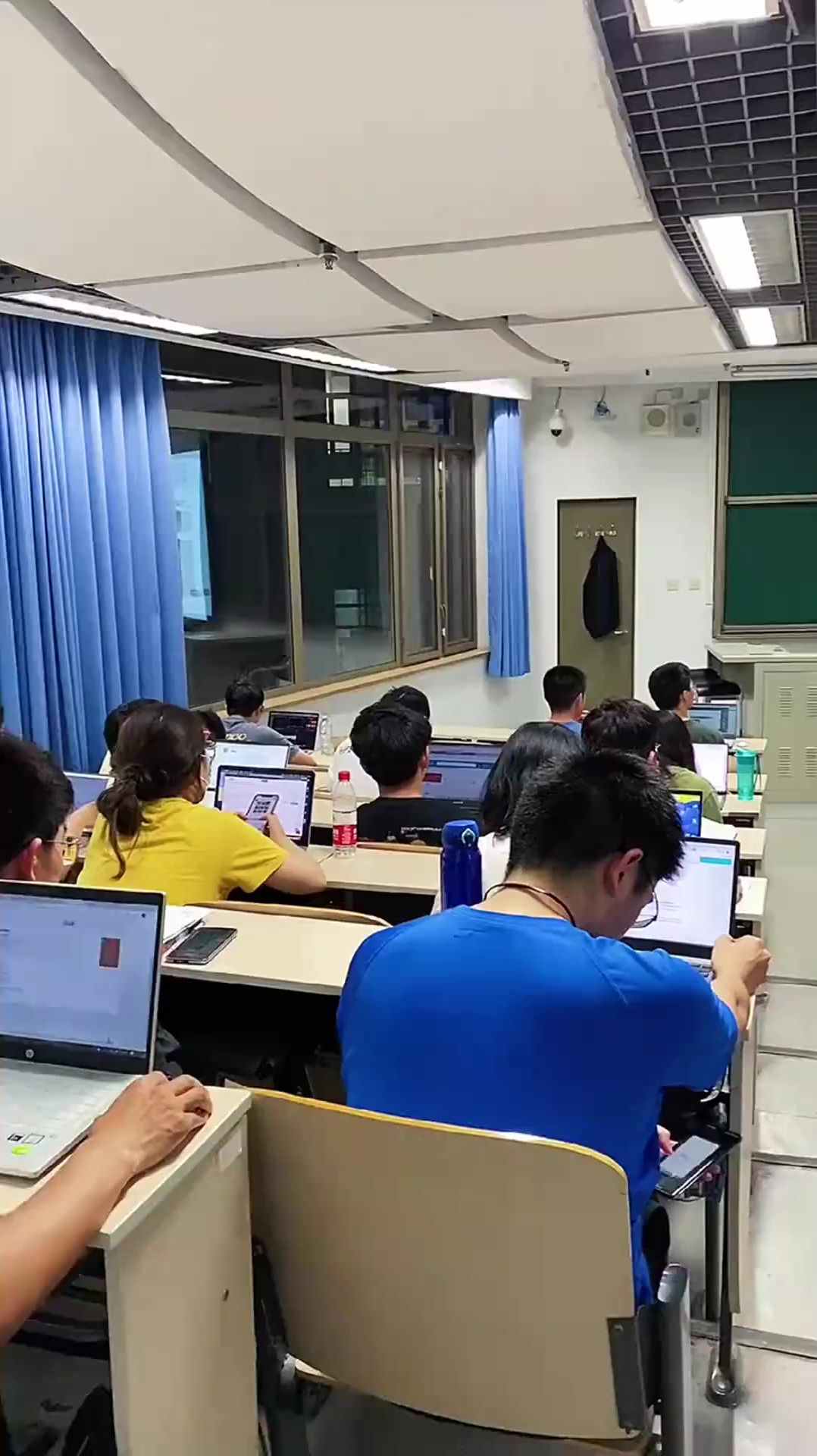 清华大学上课图片真实图片