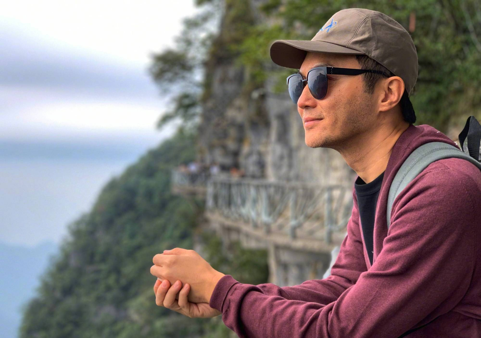 在《披哥》扭胯封神的张智霖,其实是我们一直在找的古装美男!