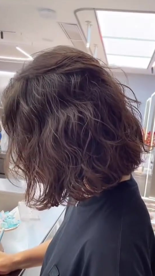 港式风慵懒短发法式短发烫发推荐