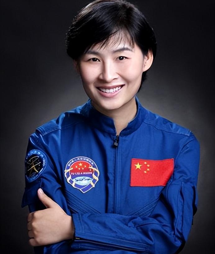 中国首位女航天员刘洋,结婚8年没孩子,飞天前给爱人留2句遗言