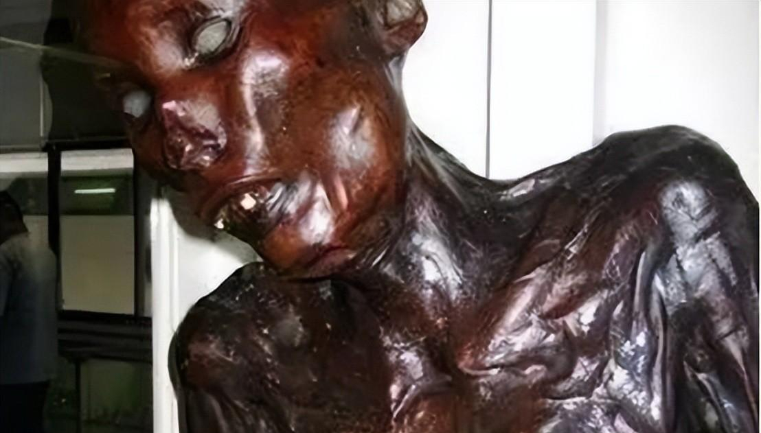 回顾:华裔"食人魔"细伟,被泰国制成干尸展览60年,本为广东潮汕人