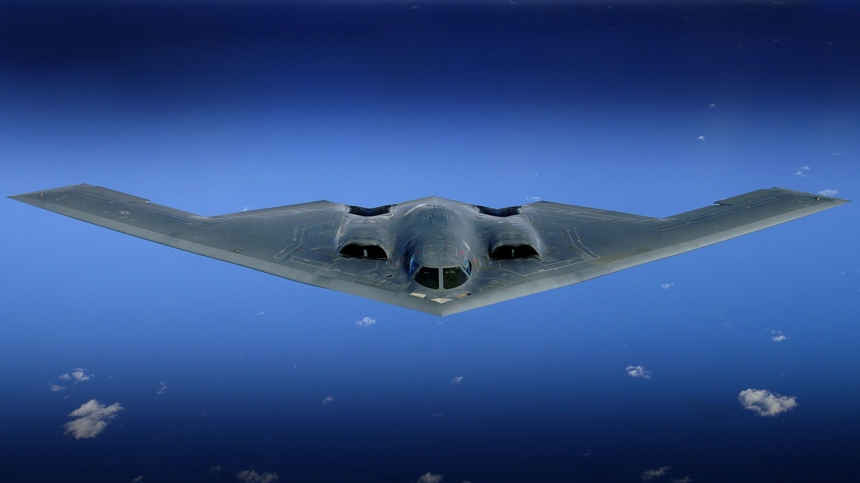 b-2"幽灵"隐身轰炸机:科技与美学的完美结合