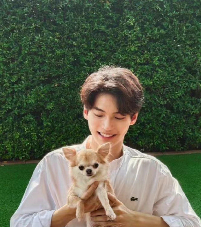 泰国高人气小鲜肉,win榜上有名