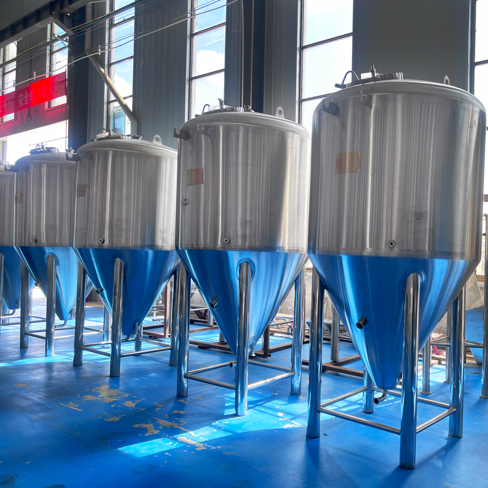 尊皇中小型啤酒厂设备