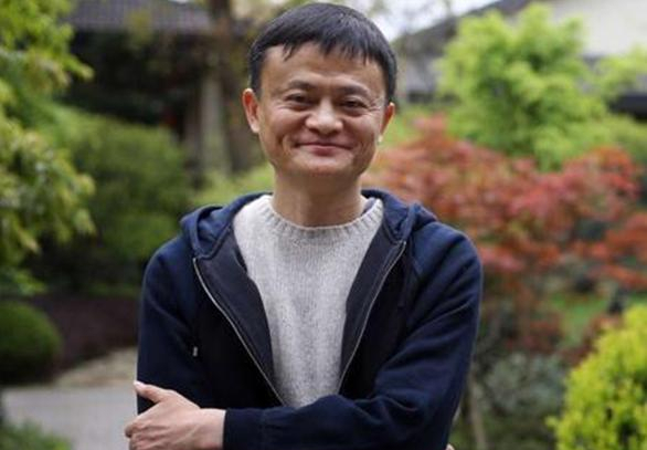 回顾人生赢家徐航:坐拥千亿资产,妻子年轻貌美,曾经"日赚三亿"