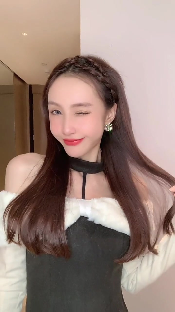 每天都要美美的哦!韩系千金大小姐发型~-度小视