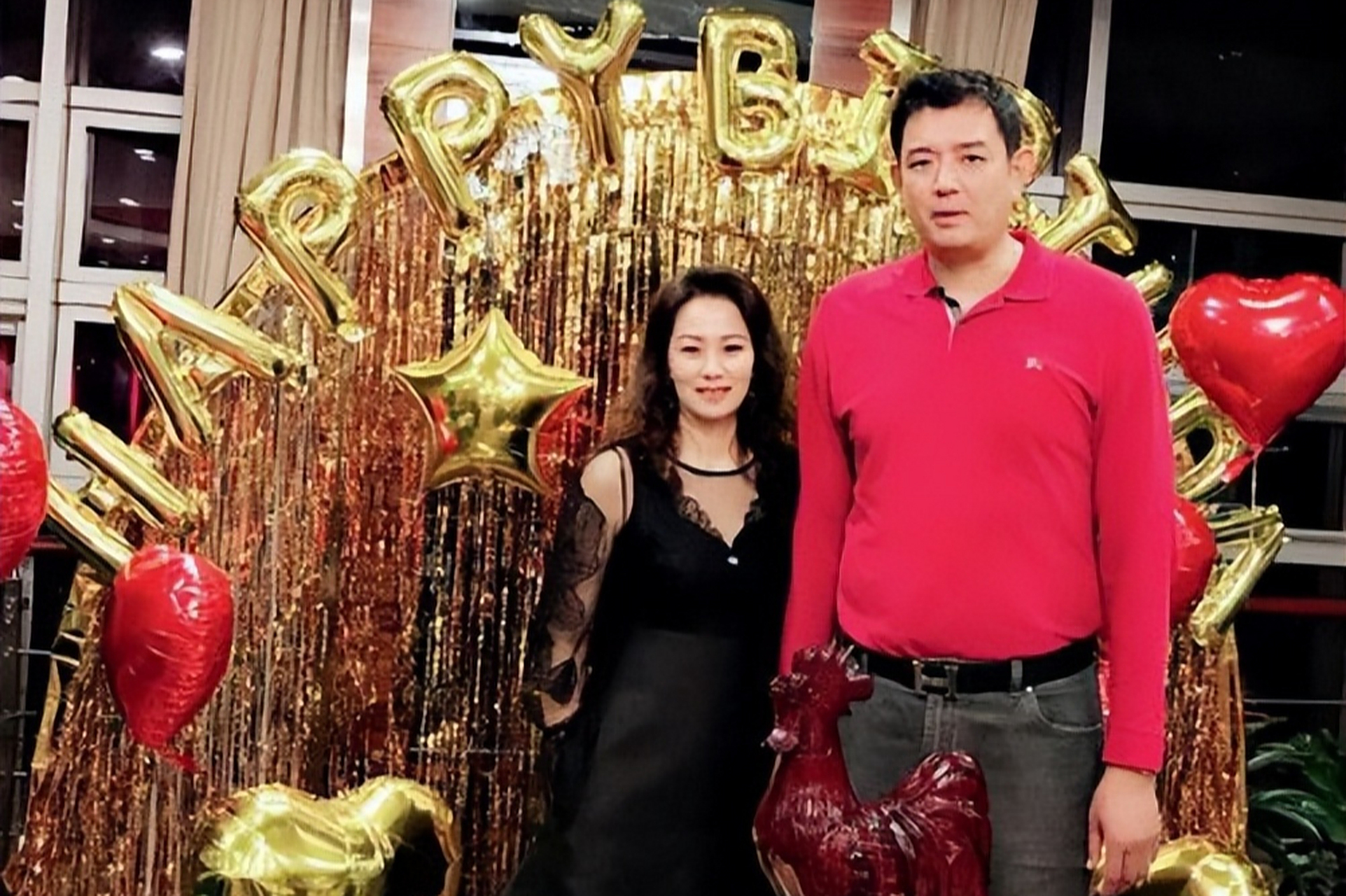 巩晓彬是山东男篮名宿,绰号"逍遥王",实力强大,球风飘逸,帅气.