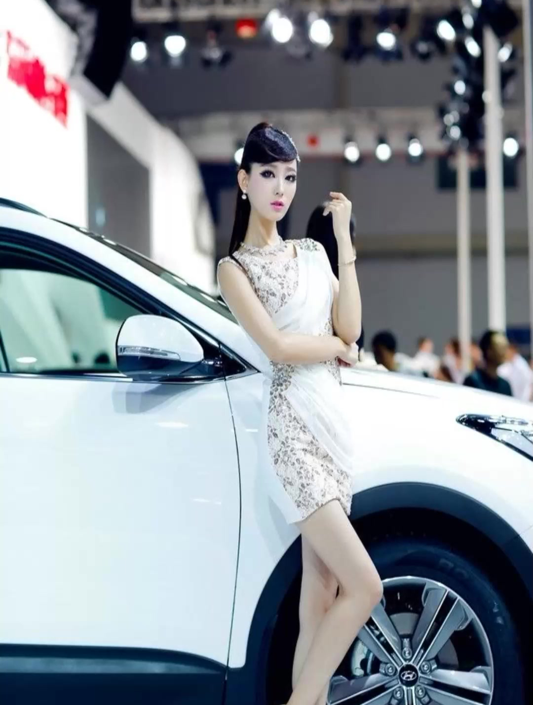 013_韩国首尔国际车展车模郑雅拉现场实拍