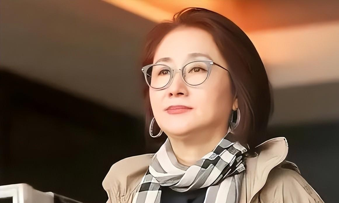 别人都觉得郎昆特别厉害,因为郎昆确实很强,但是在王冼平眼里,郎昆和