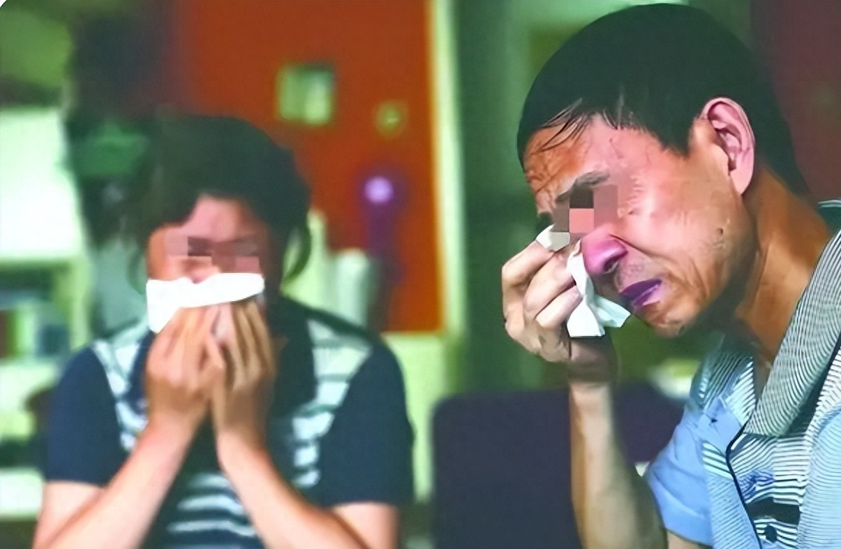 2005年浙江10岁男童因串门被分尸煮熟黑狗携断手敲被害人家门