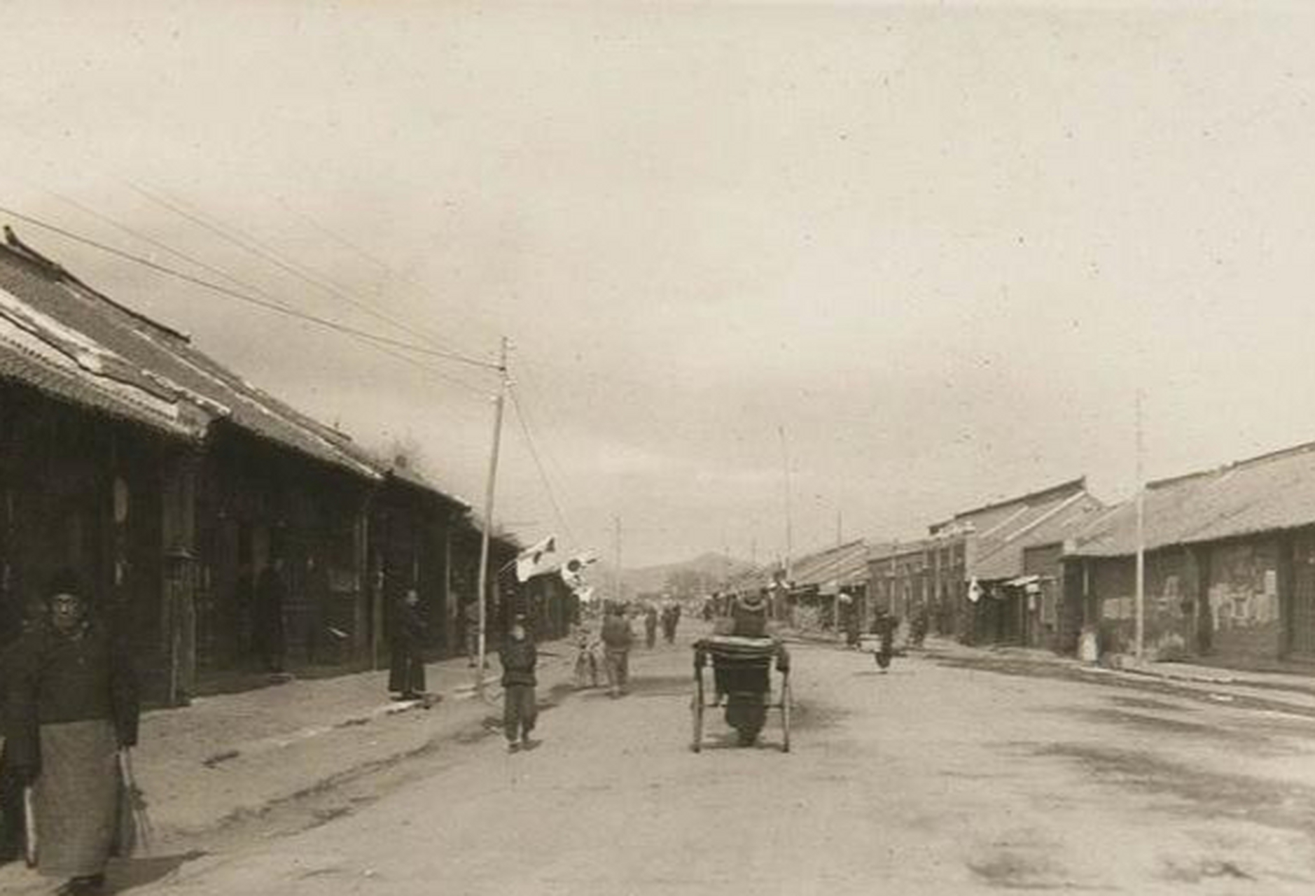 一组1933年的辽宁朝阳市老照片,承德东南的下板城,下板城镇,现隶承德