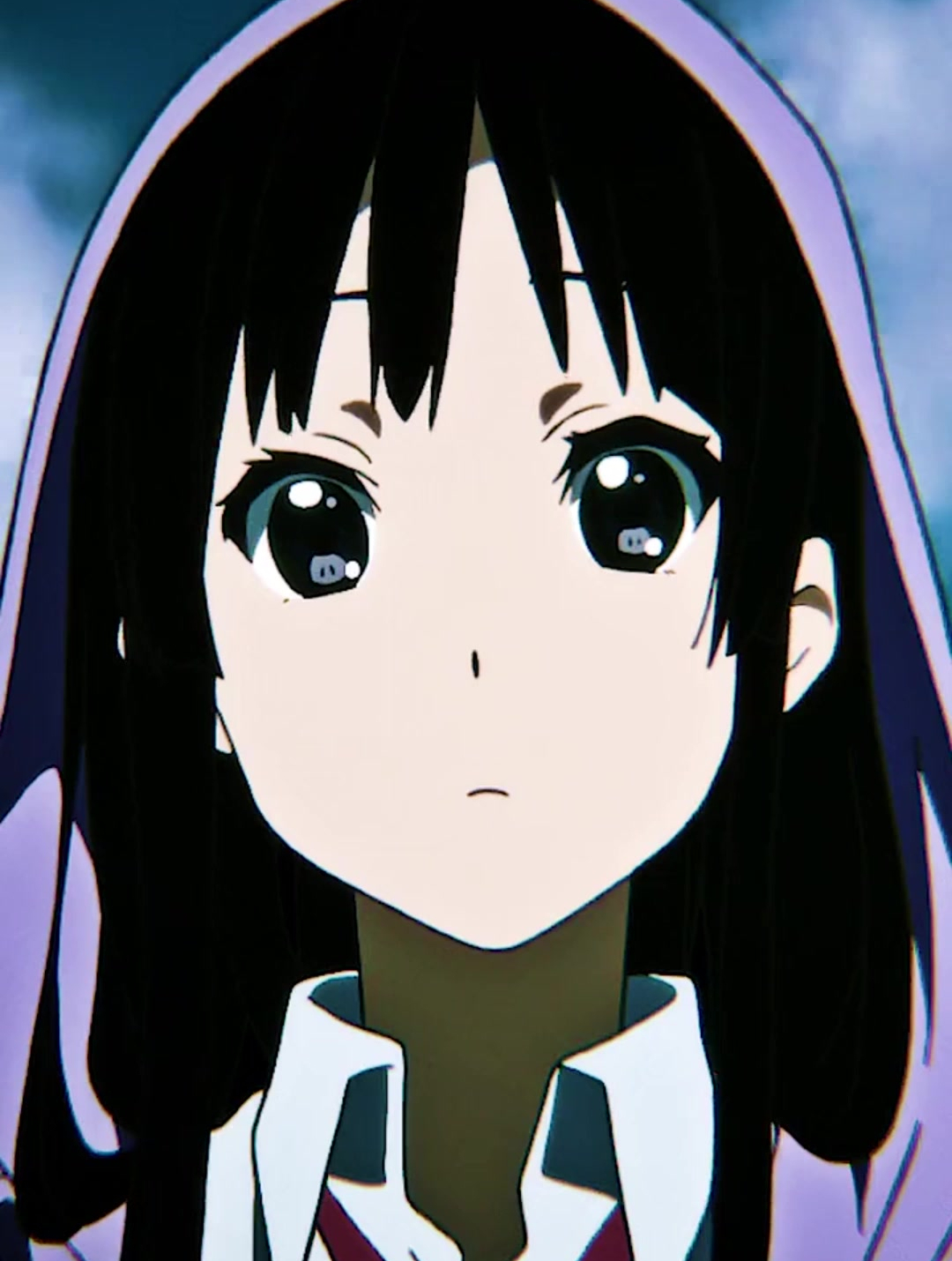 简介中的秋山澪:胆小害羞,片尾中的秋山澪:姐就是女王