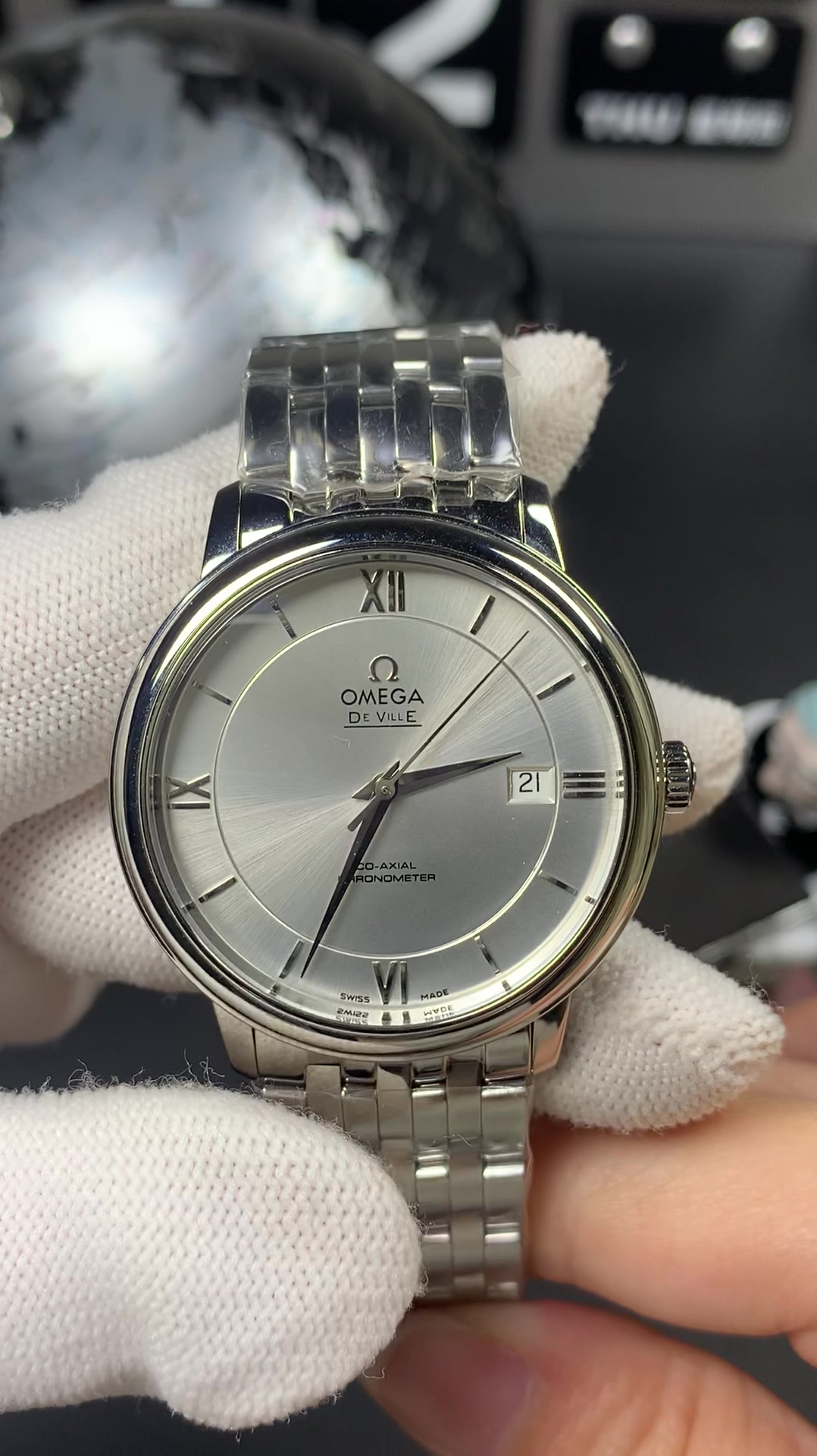 号称是最"经典"的欧米茄蝶飞,为何沦落到一文不值?-度小视