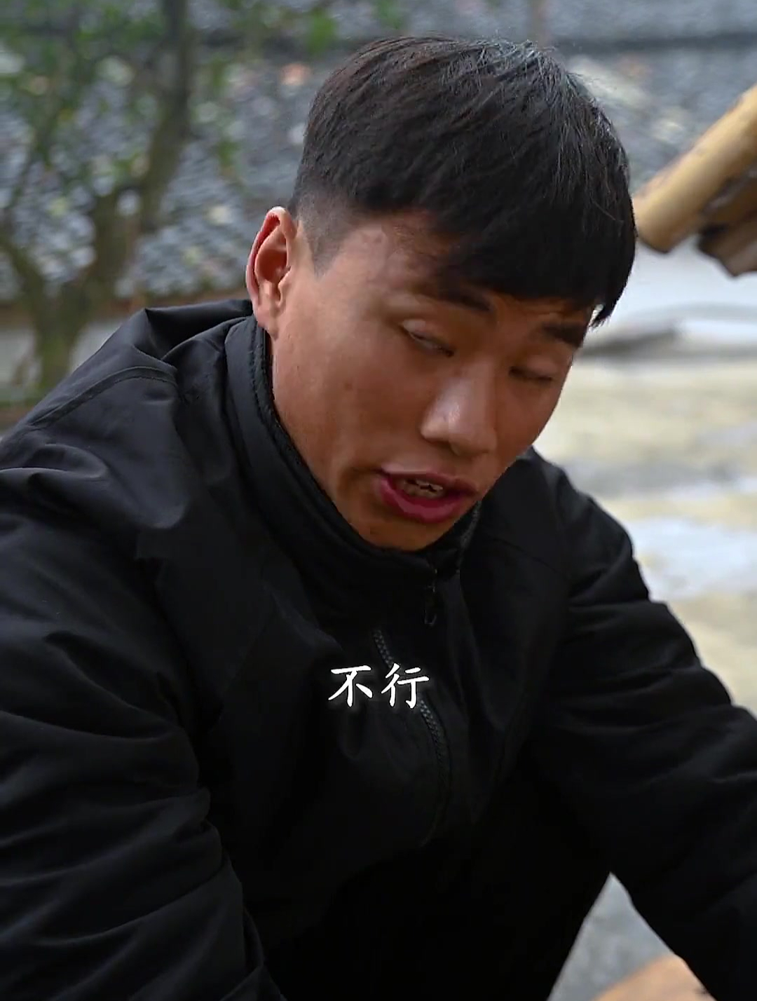 今天给东毛做的狗窝,你们觉得够不够意思-度小视