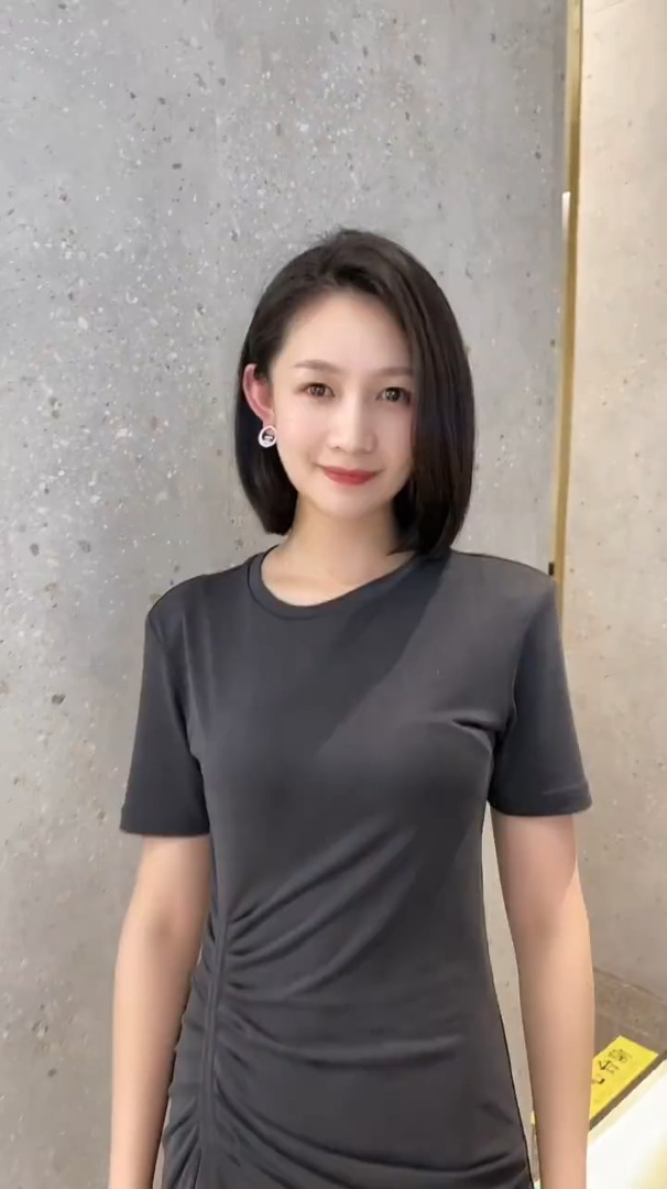 气质款甜美披肩短发