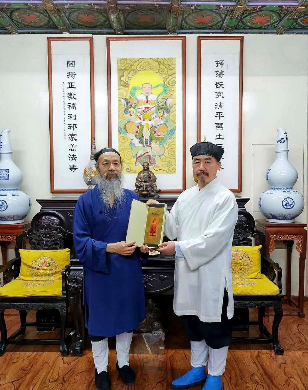 张诚达会长一行到茅山,武当山等道教名山宫观参访学习