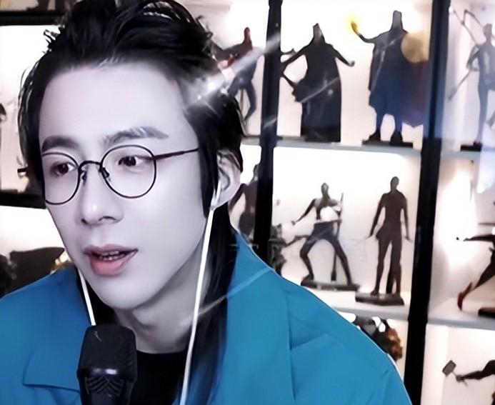 回顾王鸥变面瘫宁静扎900针,明星里的打针族,掀开娱乐圈遮羞布