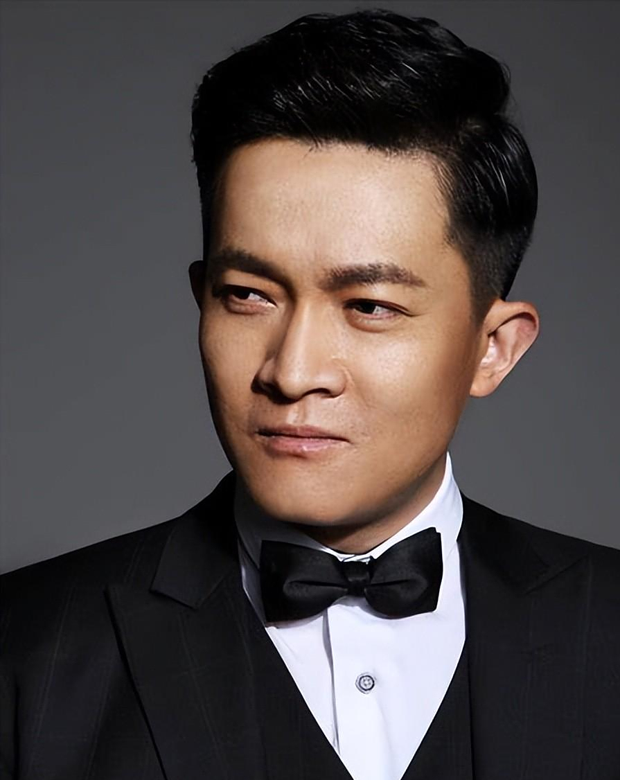 于毅:被迫当演员的歌手,和吴樾撞脸,为演"娘娘腔"摸导演大腿