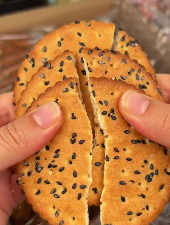 老式芝麻饼干就是那么香