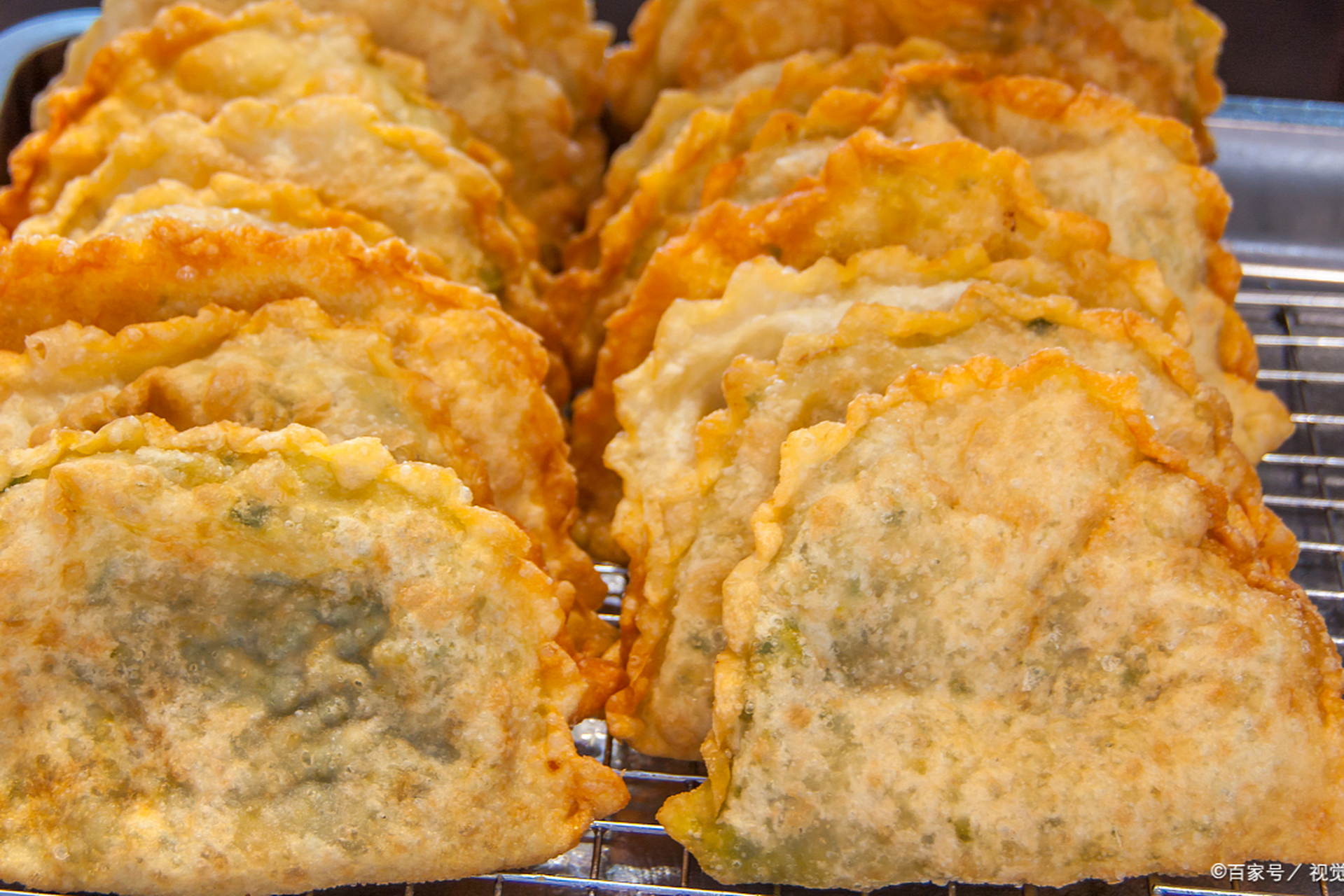 [原文:文山特色美食小吃:椒盐饼]