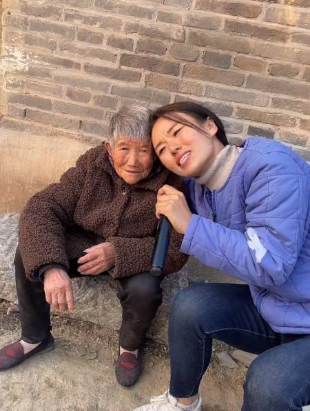 小芳歌唱——《渴望》有没有回到那个年代?-度小视