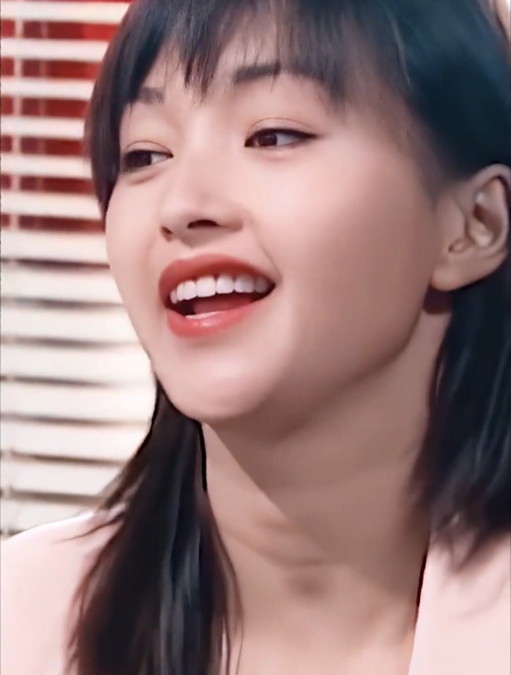 李绮红,颜值美貌,可爱迷人-度小视