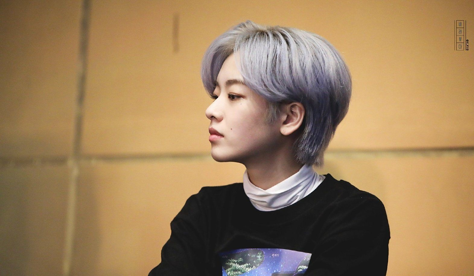 女生酷酷的短发发型